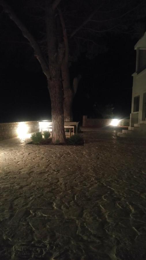 Villa Tzanetos Seaside Kyparissia Exterior foto