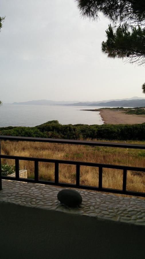 Villa Tzanetos Seaside Kyparissia Exterior foto