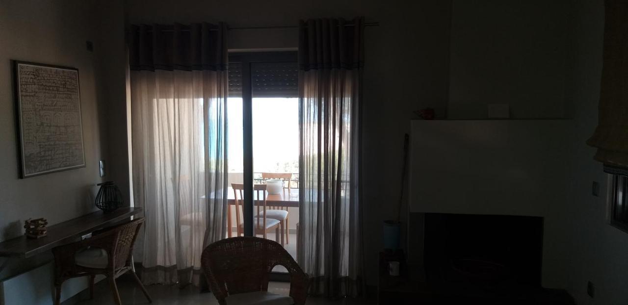 Villa Tzanetos Seaside Kyparissia Exterior foto